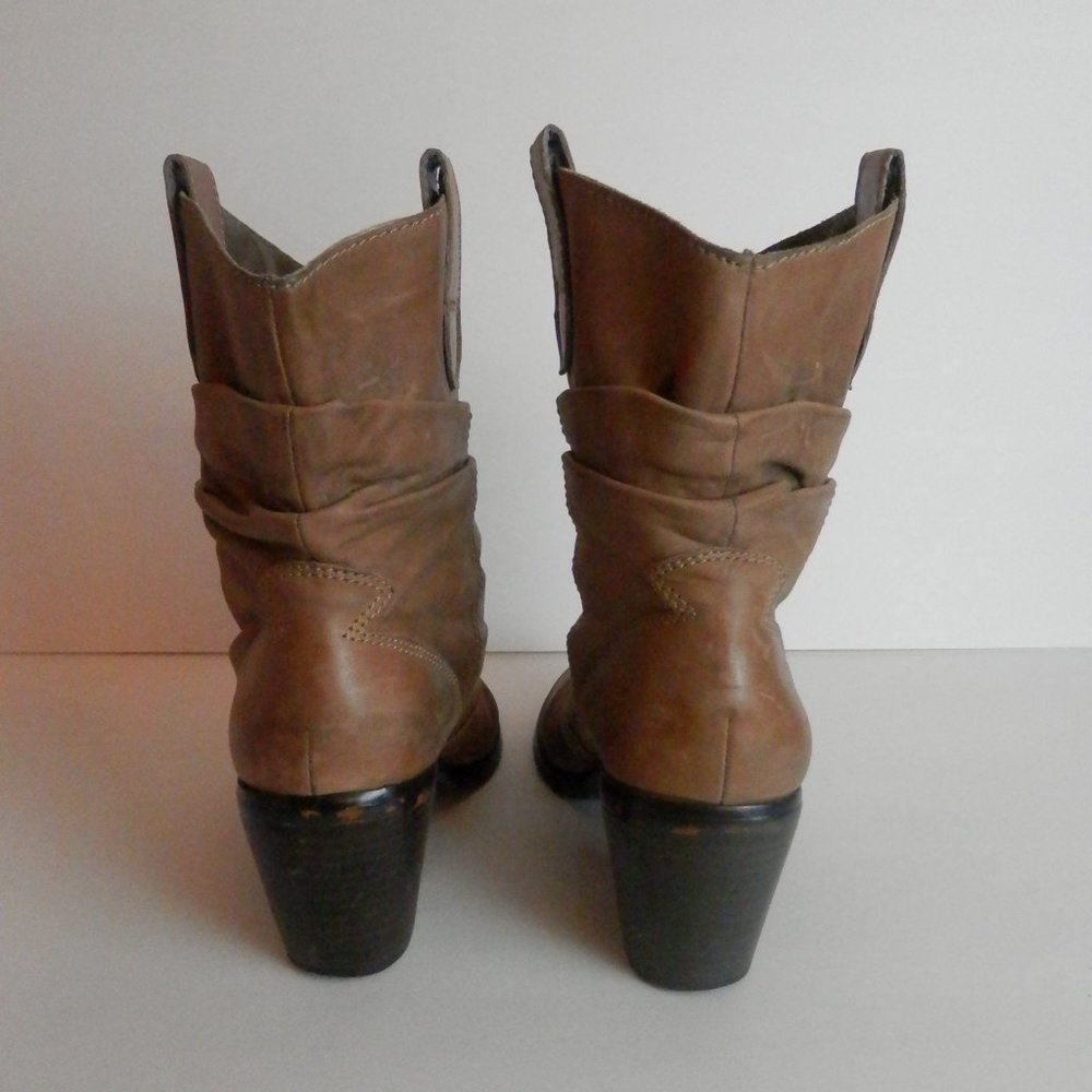 Auturo Chiang Ankle Slouch Booties - Picture 4 of 10
